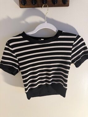 Black & White Stripe Ribbed Knit Top